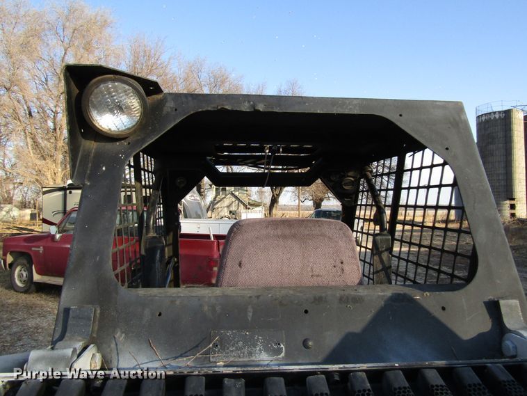 image for item DH8380 1989 Bobcat 843 skid steer