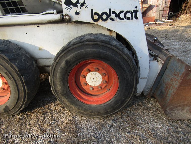 image for item DH8380 1989 Bobcat 843 skid steer