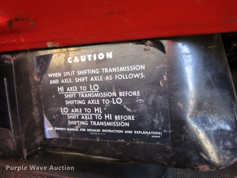 image for item DH8381 1970 GMC 5500 grain truck