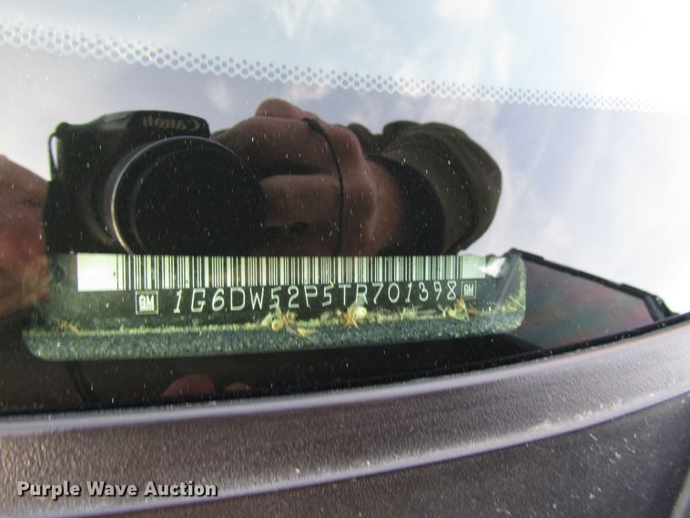 image for item DH8385 1996 Cadillac Fleetwood limousine