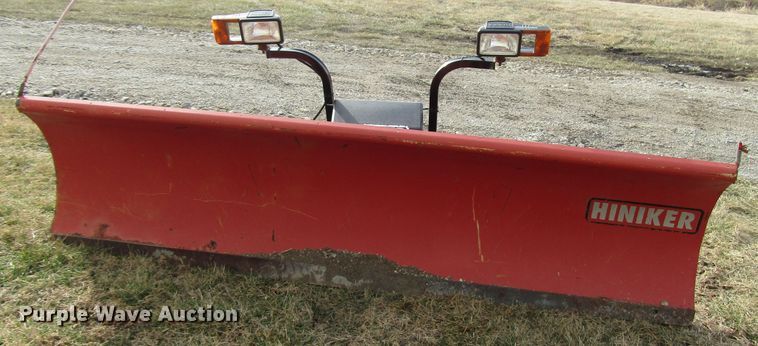 image for item DH8387 Hiniker 9'W snow plow