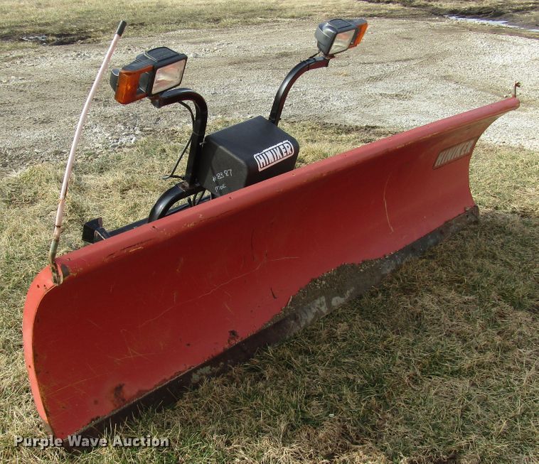 image for item DH8387 Hiniker 9'W snow plow