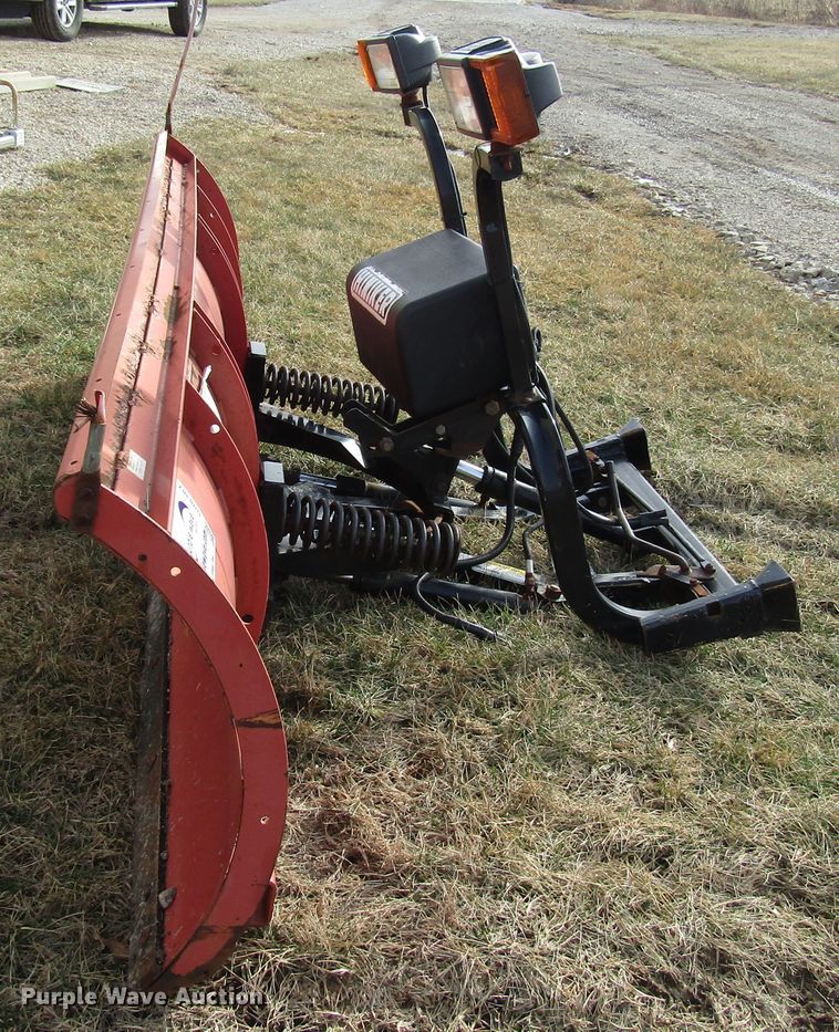image for item DH8387 Hiniker 9'W snow plow