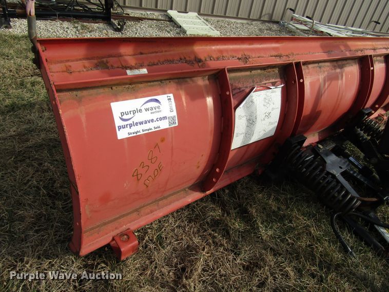 image for item DH8387 Hiniker 9'W snow plow