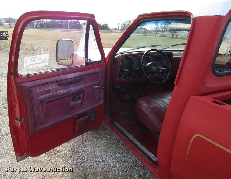 image for item DH8388 1983 Dodge D150 pickup truck