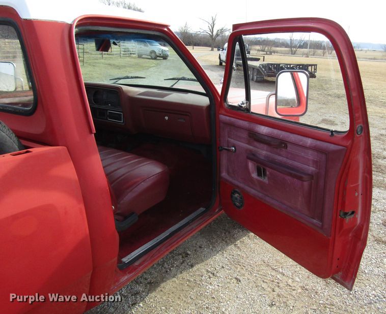 image for item DH8388 1983 Dodge D150 pickup truck