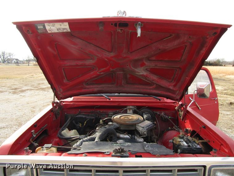 image for item DH8388 1983 Dodge D150 pickup truck