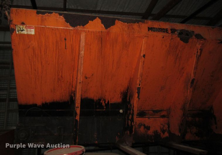 image for item DH8389 Monroe MV/MSV V-box spreader