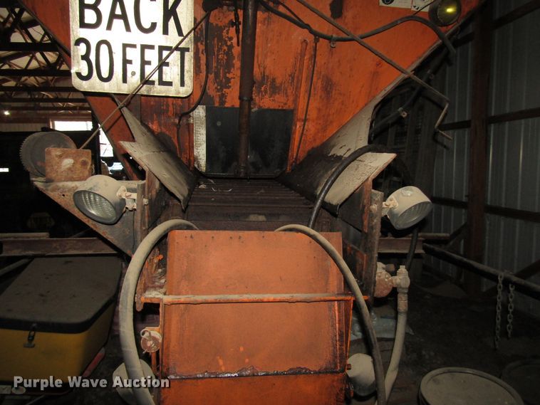 image for item DH8389 Monroe MV/MSV V-box spreader