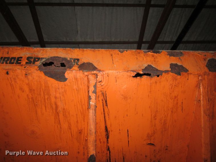 image for item DH8389 Monroe MV/MSV V-box spreader