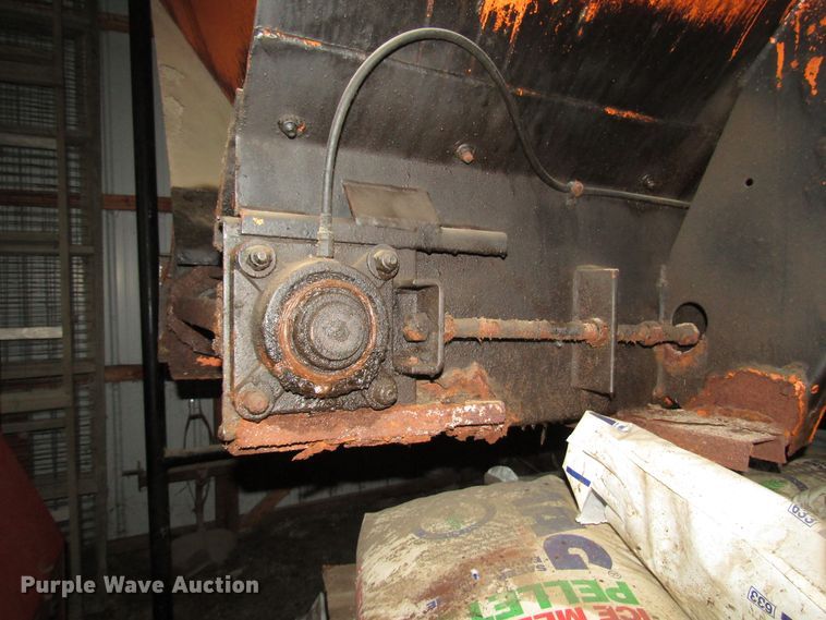 image for item DH8389 Monroe MV/MSV V-box spreader