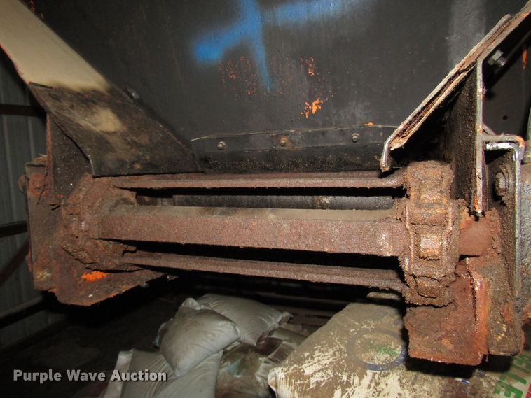 image for item DH8389 Monroe MV/MSV V-box spreader