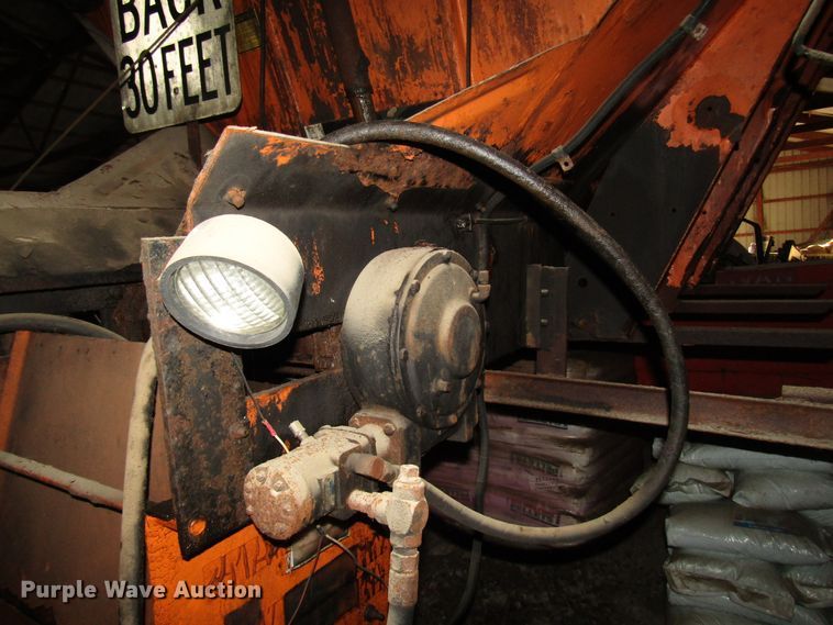 image for item DH8389 Monroe MV/MSV V-box spreader