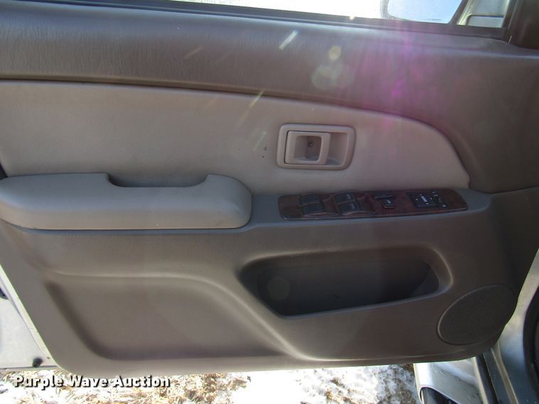 image for item DH8391 1999 Toyota 4Runner SUV