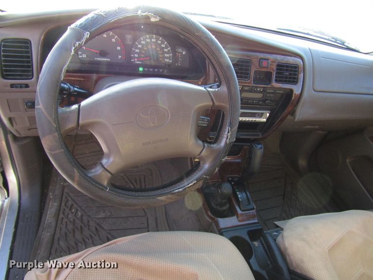 image for item DH8391 1999 Toyota 4Runner SUV