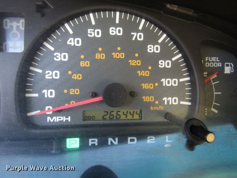 image for item DH8391 1999 Toyota 4Runner SUV