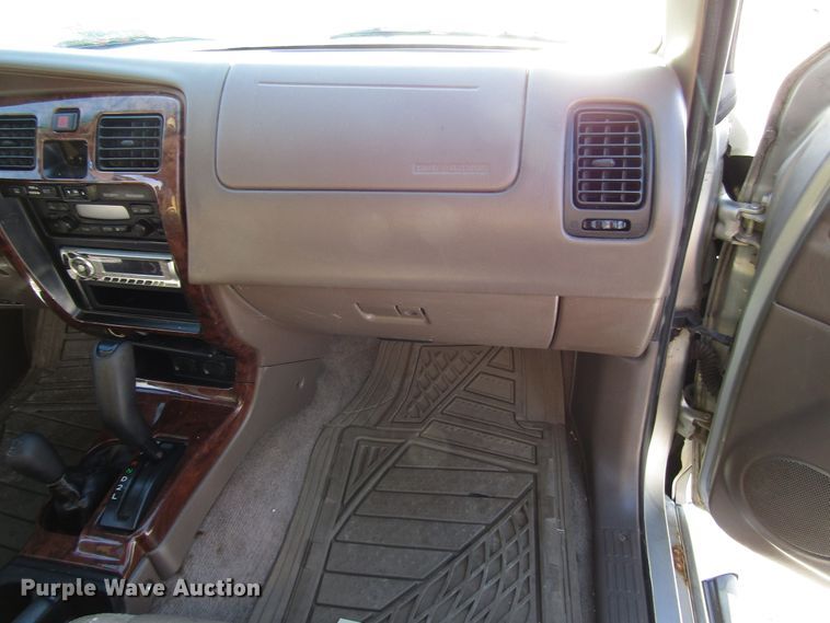 image for item DH8391 1999 Toyota 4Runner SUV