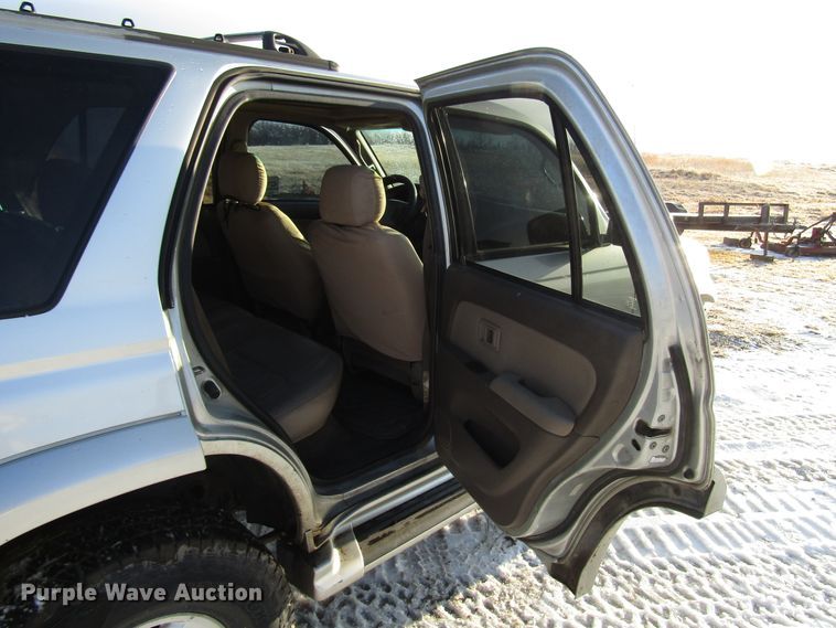image for item DH8391 1999 Toyota 4Runner SUV