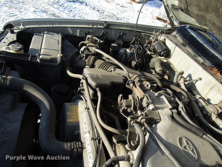 image for item DH8391 1999 Toyota 4Runner SUV