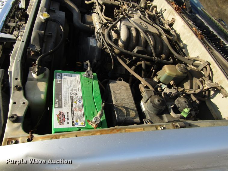 image for item DH8391 1999 Toyota 4Runner SUV