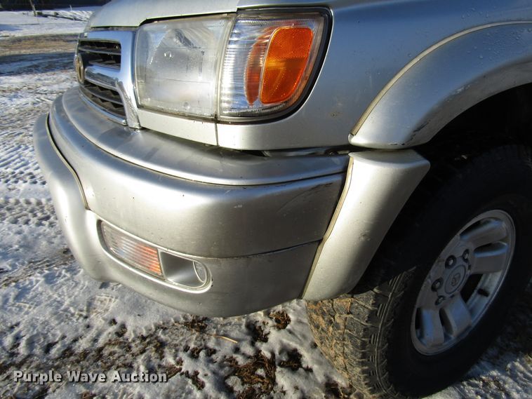 image for item DH8391 1999 Toyota 4Runner SUV