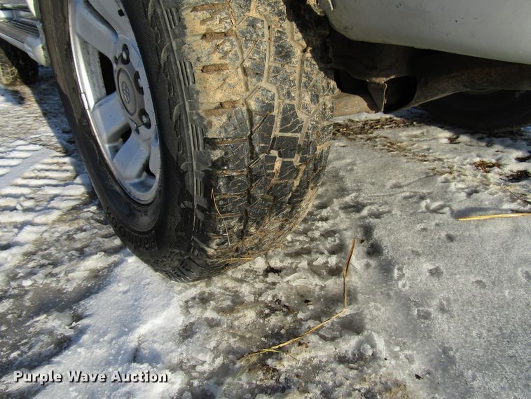 image for item DH8391 1999 Toyota 4Runner SUV