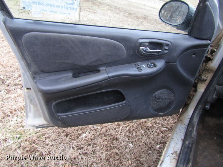 image for item DH8405 2000 Dodge Neon