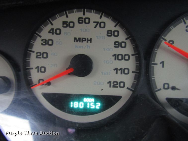 image for item DH8405 2000 Dodge Neon