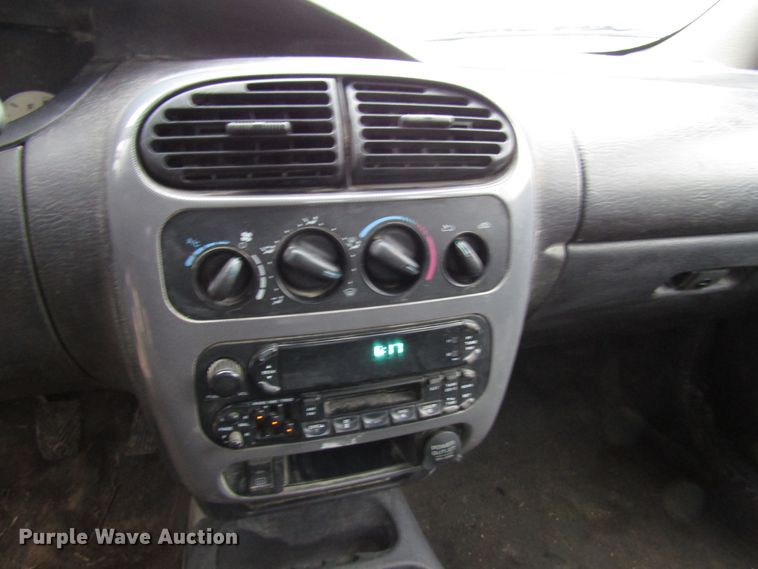 image for item DH8405 2000 Dodge Neon