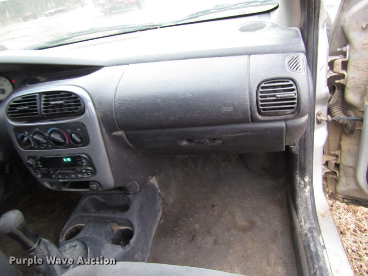 image for item DH8405 2000 Dodge Neon