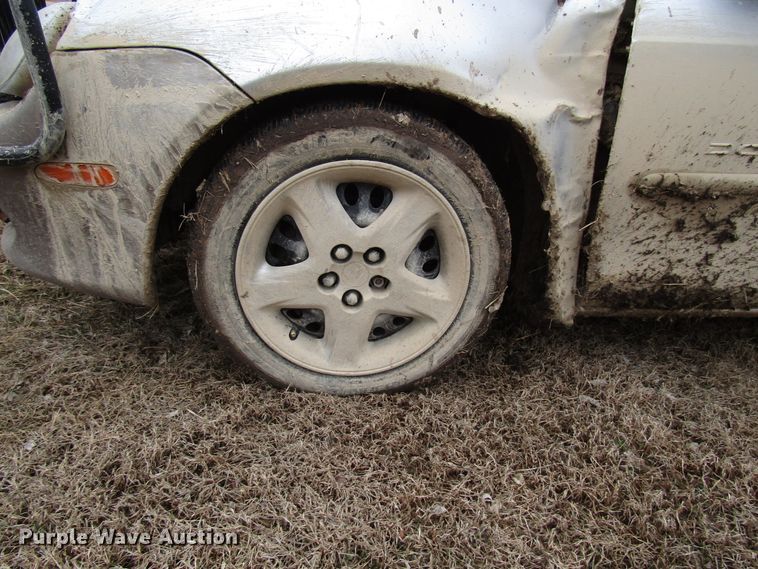 image for item DH8405 2000 Dodge Neon