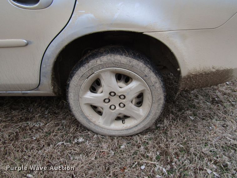 image for item DH8405 2000 Dodge Neon