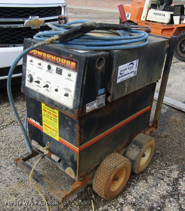 image for item DH8418 Powerhouse 2303-0M30 pressure washer