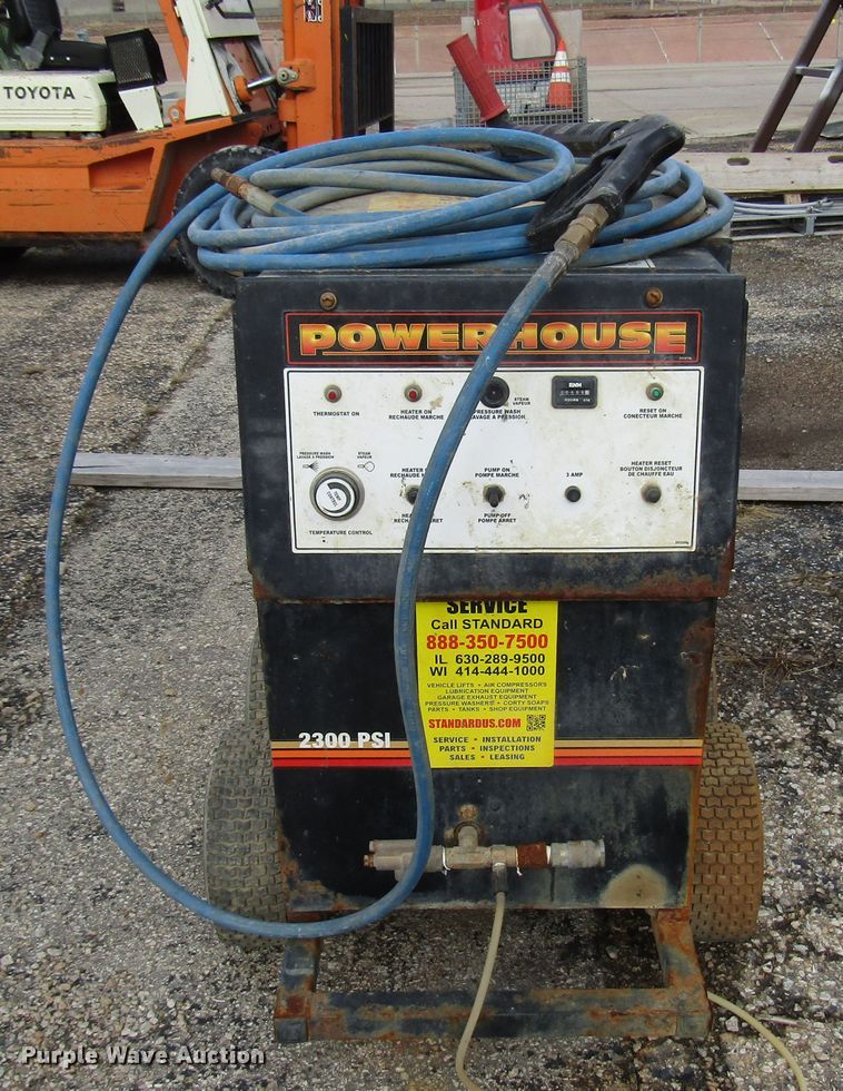 image for item DH8418 Powerhouse 2303-0M30 pressure washer
