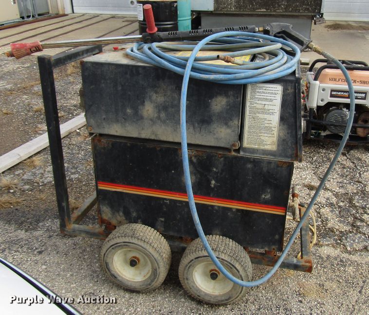 image for item DH8418 Powerhouse 2303-0M30 pressure washer