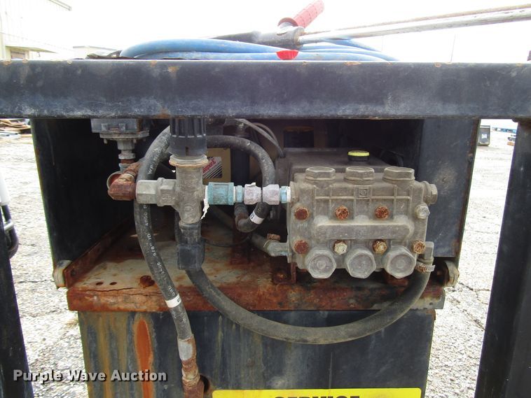 image for item DH8418 Powerhouse 2303-0M30 pressure washer