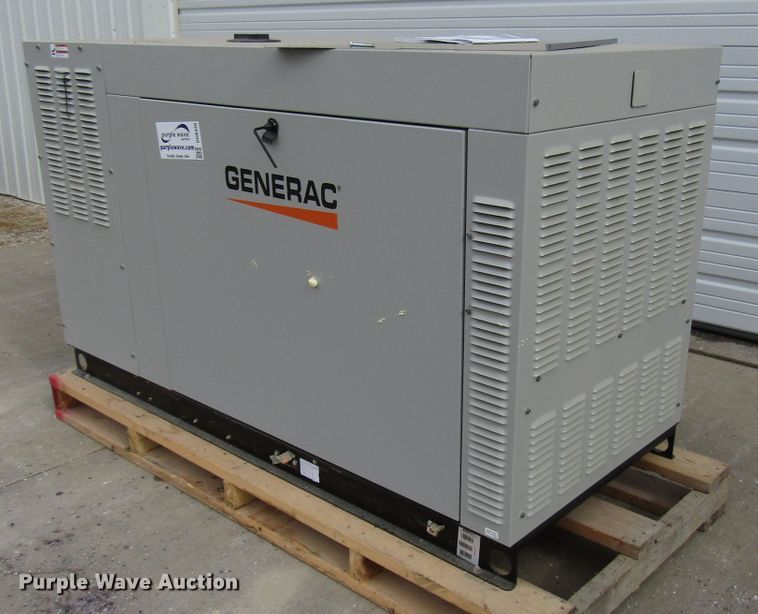 image for item DH8420 2014 Generac QT03624KNAX generator