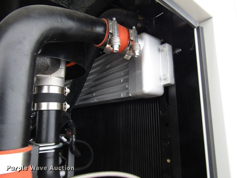 image for item DH8420 2014 Generac QT03624KNAX generator