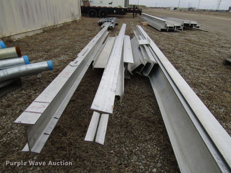 image for item DH8424 (11) aluminum beams