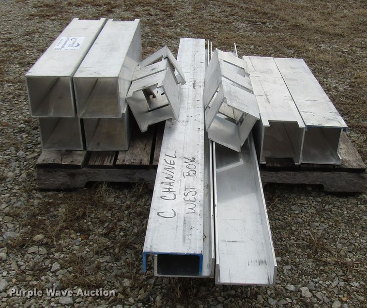 image for item DH8425 (9) aluminum channel