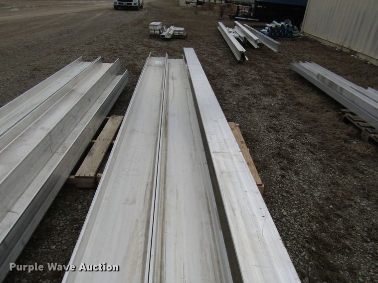 image for item DH8427 (6) aluminum H-beams