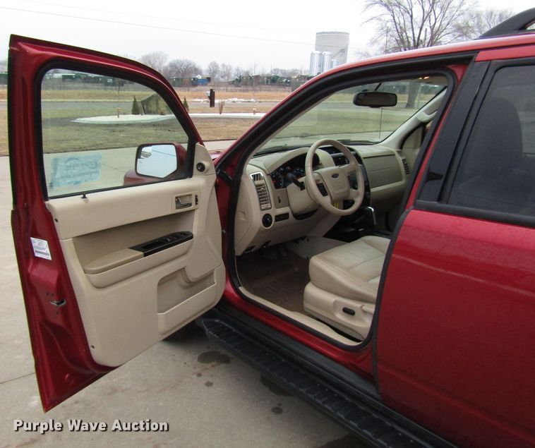 image for item DH8429 2012 Ford Escape Limited SUV