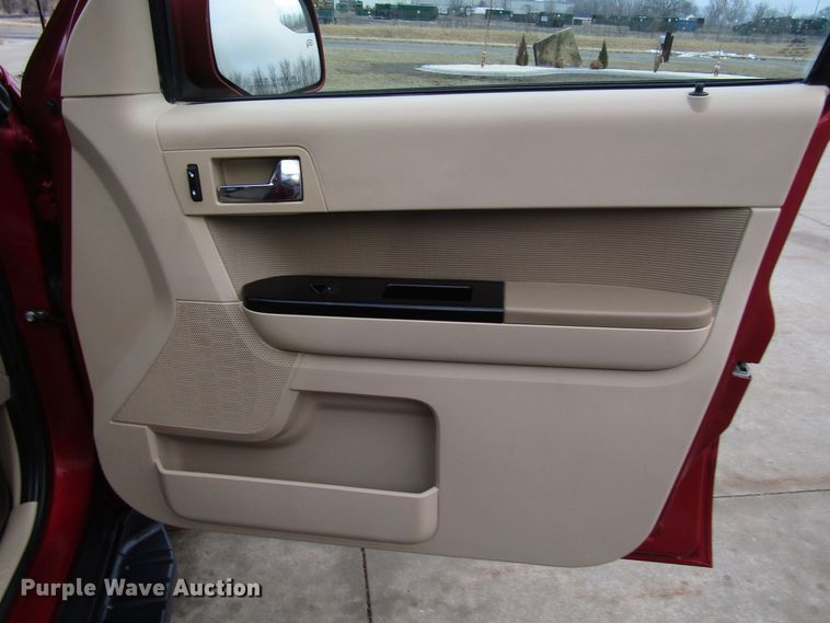 image for item DH8429 2012 Ford Escape Limited SUV