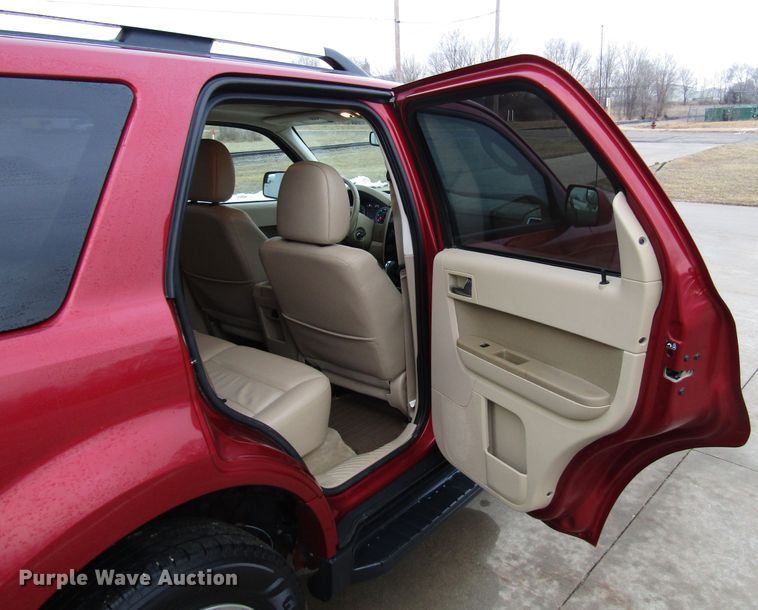 image for item DH8429 2012 Ford Escape Limited SUV