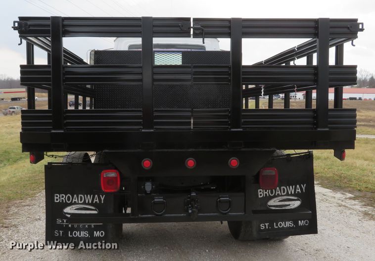 image for item DI2022 1993 Ford L8000 AeroMax flatbed truck