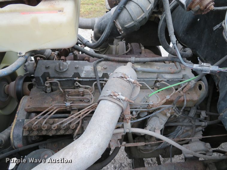 image for item DI2022 1993 Ford L8000 AeroMax flatbed truck