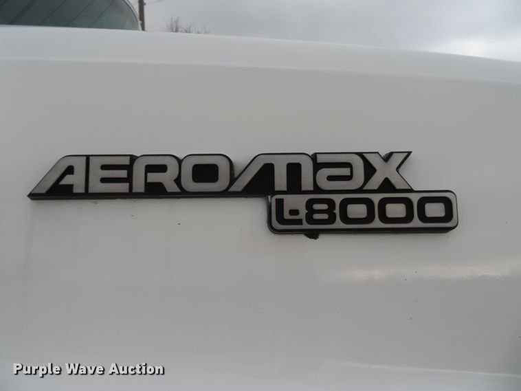 image for item DI2022 1993 Ford L8000 AeroMax flatbed truck