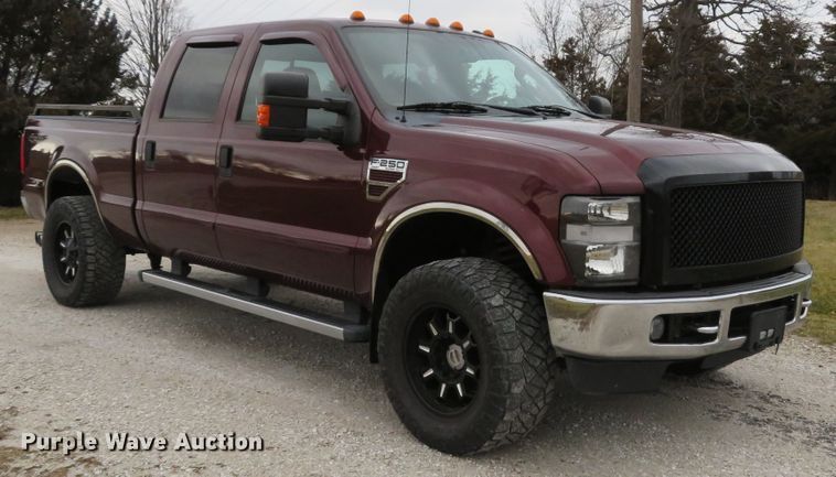 image for item DI2023 2009 Ford F250 Super Duty Lariat Crew Cab pickup truck