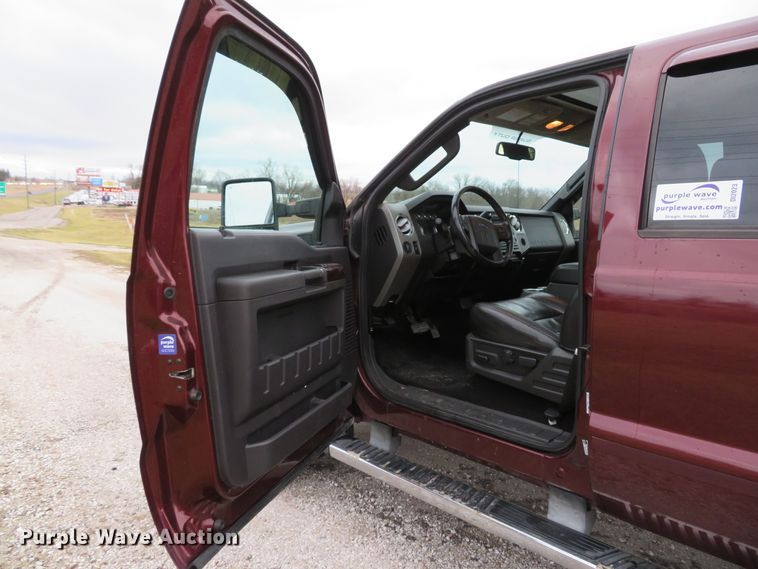 image for item DI2023 2009 Ford F250 Super Duty Lariat Crew Cab pickup truck