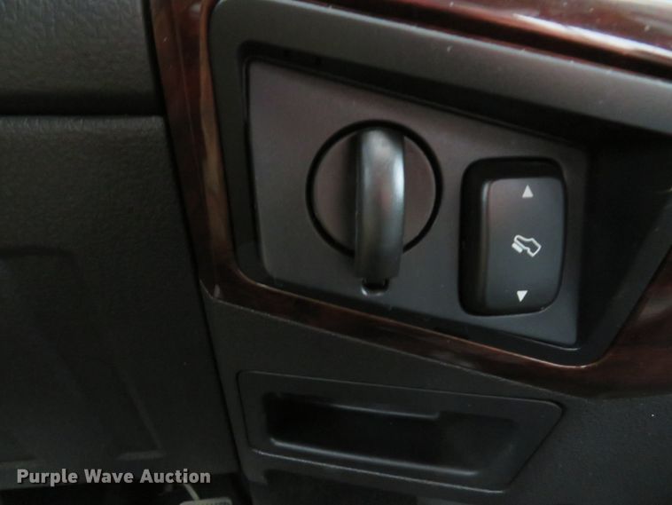 image for item DI2023 2009 Ford F250 Super Duty Lariat Crew Cab pickup truck